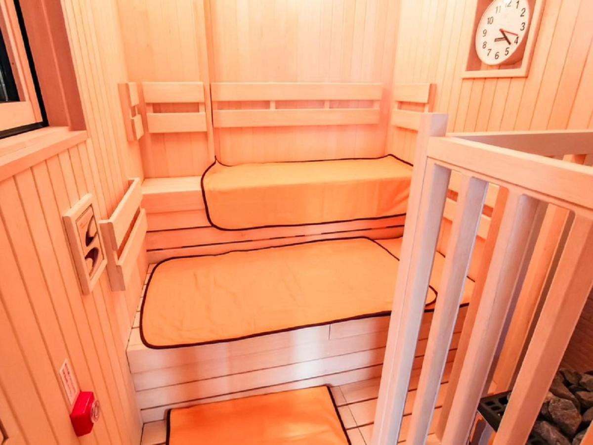 Hotel Livemax Premium Umeda East Ōsaka Eksteriør bilde